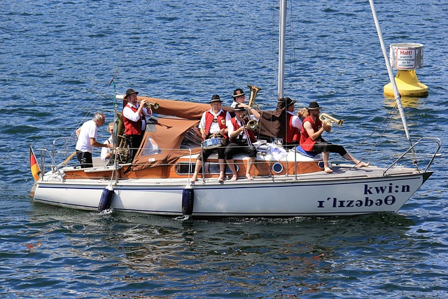 队贡献了一 队贡献了一