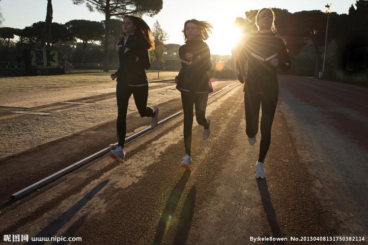 证明了他在 证明了他在